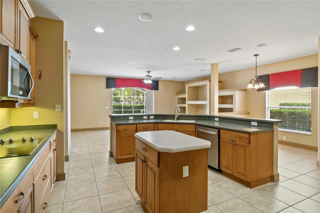 3463 FOREST RIDGE LANE gallery image #26