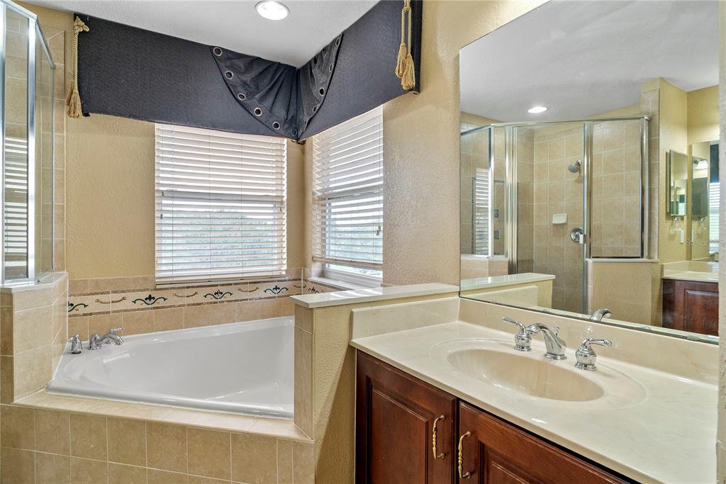 3463 FOREST RIDGE LANE gallery image #37