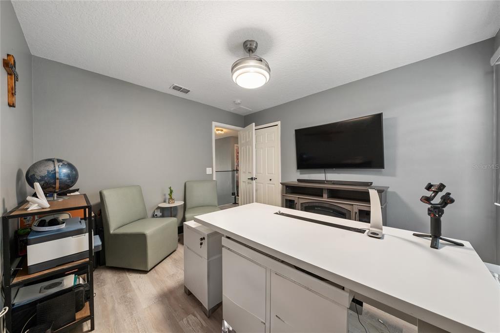 604 KILDRUMMY DRIVE gallery image #15