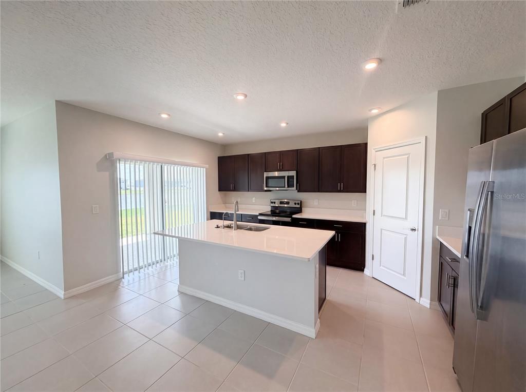 221 AQUAMARINE LANE gallery image #9