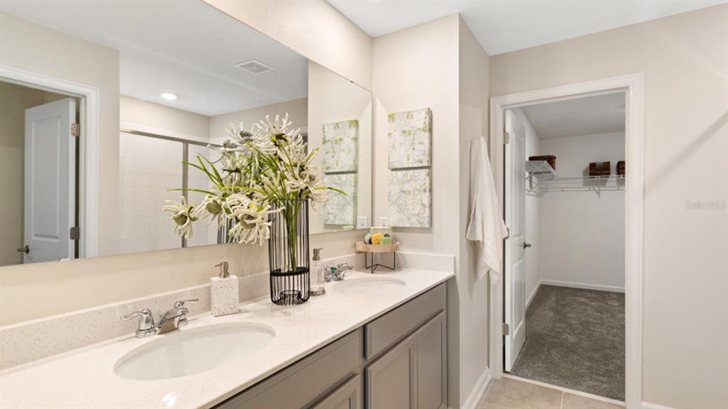 5221 WORCHESTER DRIVE gallery image #12