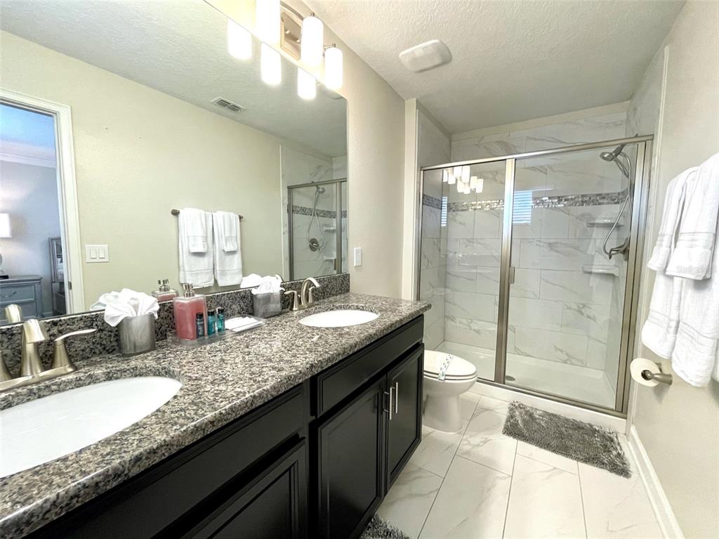 4775 KINGS CASTLE CIRCLE gallery image #34