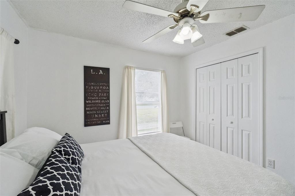 572 KINGFISHER DRIVE gallery image #17
