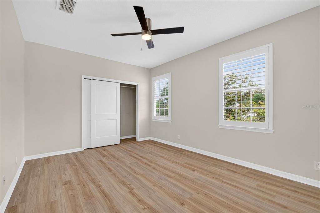 506 GREENBRIER AVENUE gallery image #33