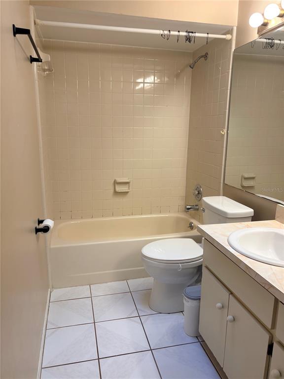 1105 INDIAN RIDGE TRAIL E gallery image #10