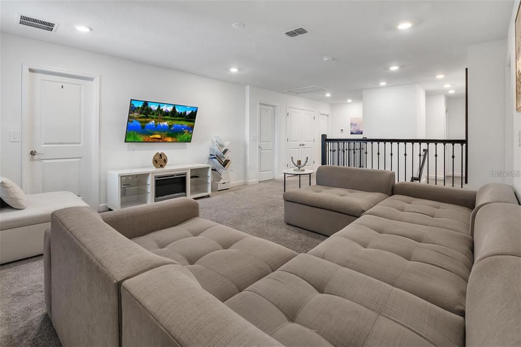 9084 SOMMERSET HILLS DRIVE gallery image #16