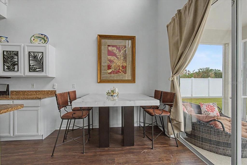 5039 HEATHERLAKE TERRACE gallery image #13