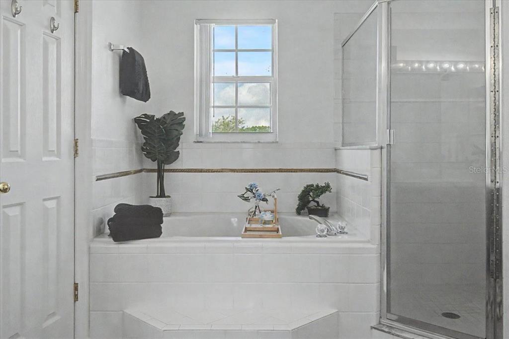5039 HEATHERLAKE TERRACE gallery image #22
