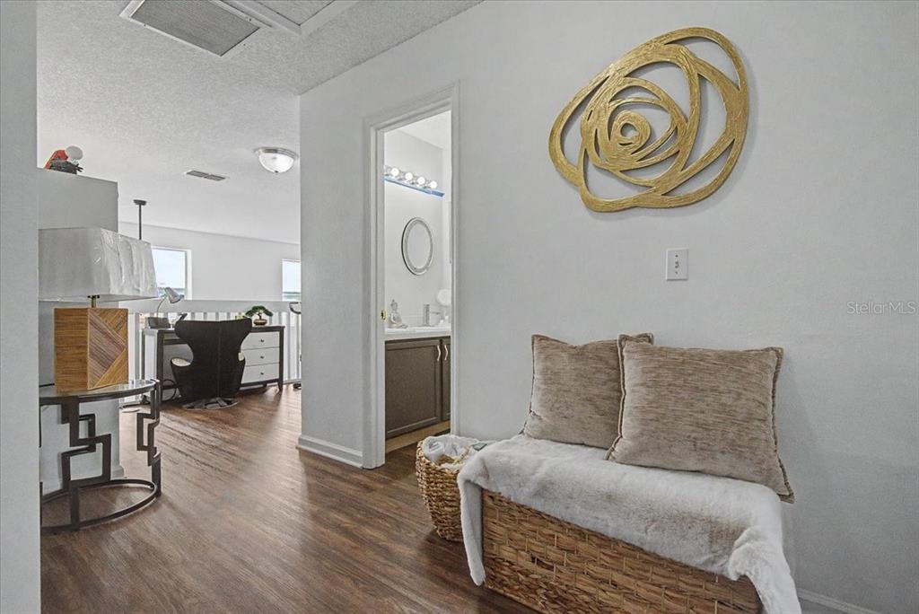 5039 HEATHERLAKE TERRACE gallery image #24