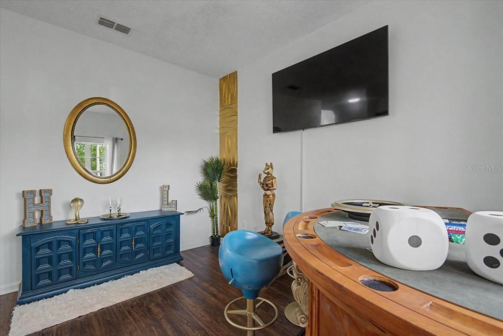 5039 HEATHERLAKE TERRACE gallery image #7