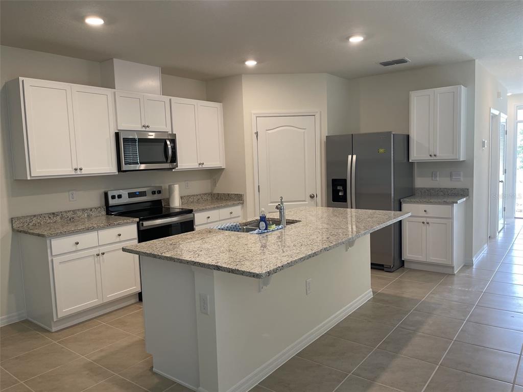927 WATERFALL BOULEVARD gallery image #3