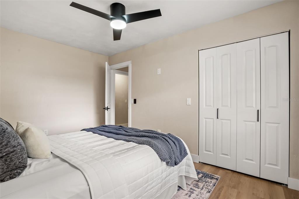 1348 RADCLYFFE ROAD gallery image #19