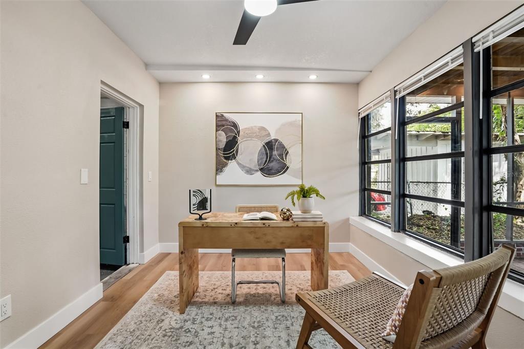 1348 RADCLYFFE ROAD gallery image #25