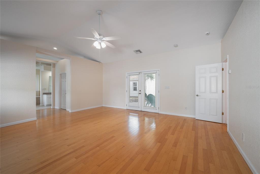 1015 VENETIAN AVENUE gallery image #12