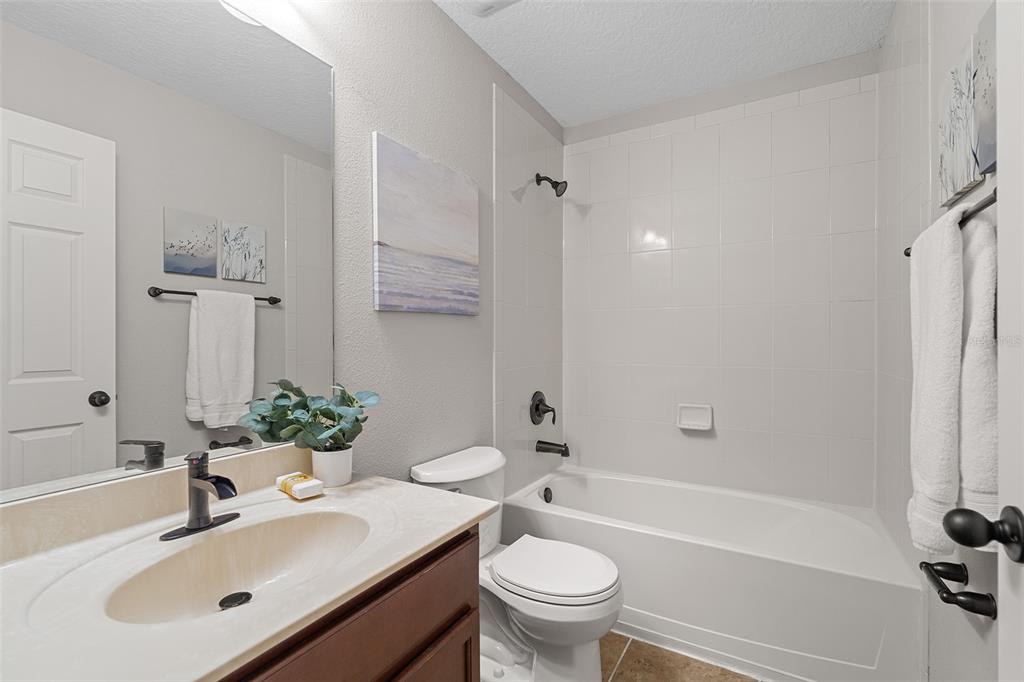 14048 WATERFORD CREEK BOULEVAR gallery image #29