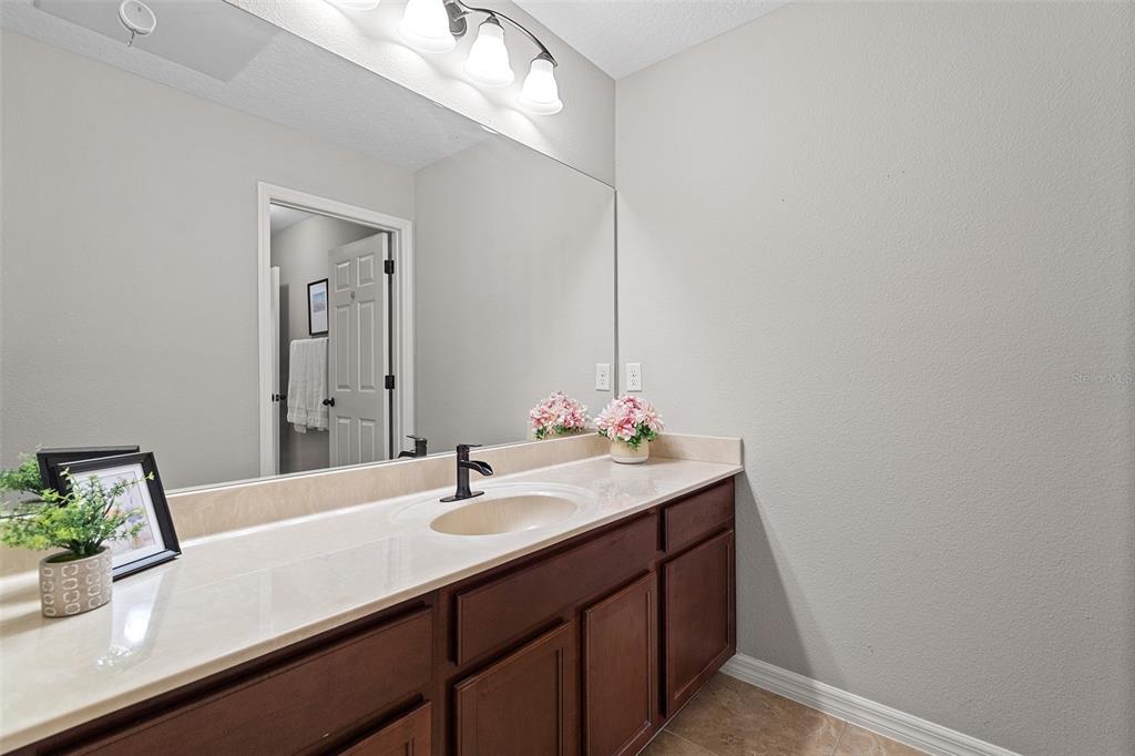 14048 WATERFORD CREEK BOULEVAR gallery image #34
