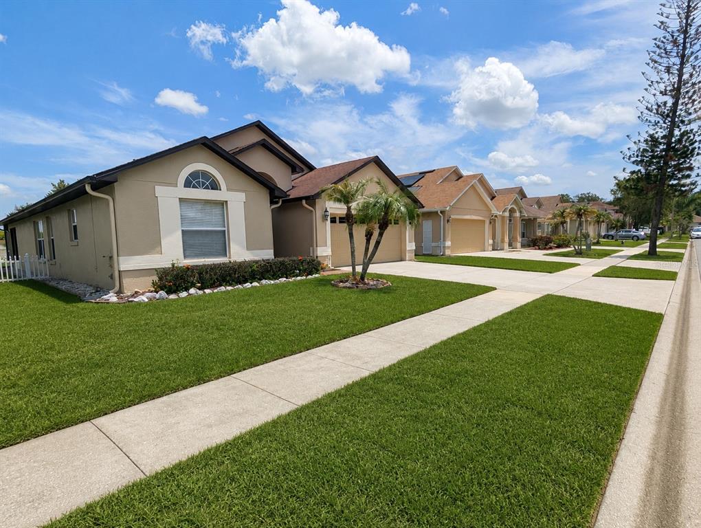 7935 OAKSTONE COURT gallery image #2