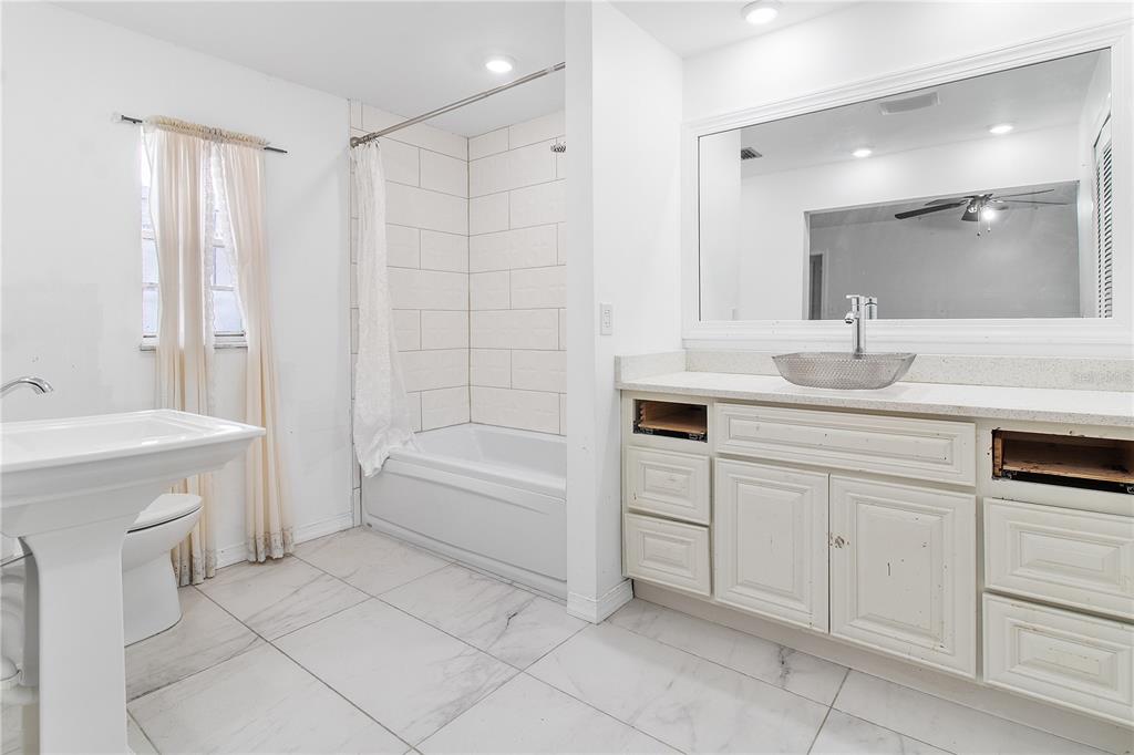 1700 NEEDLEWOOD LANE gallery image #13