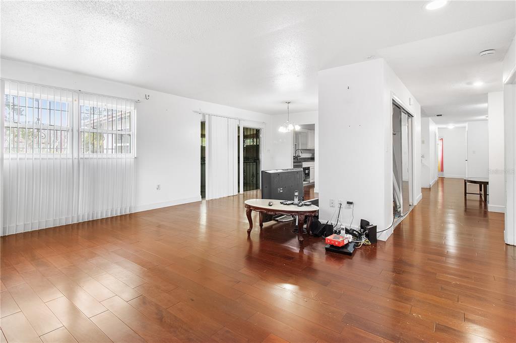 1700 NEEDLEWOOD LANE gallery image #3