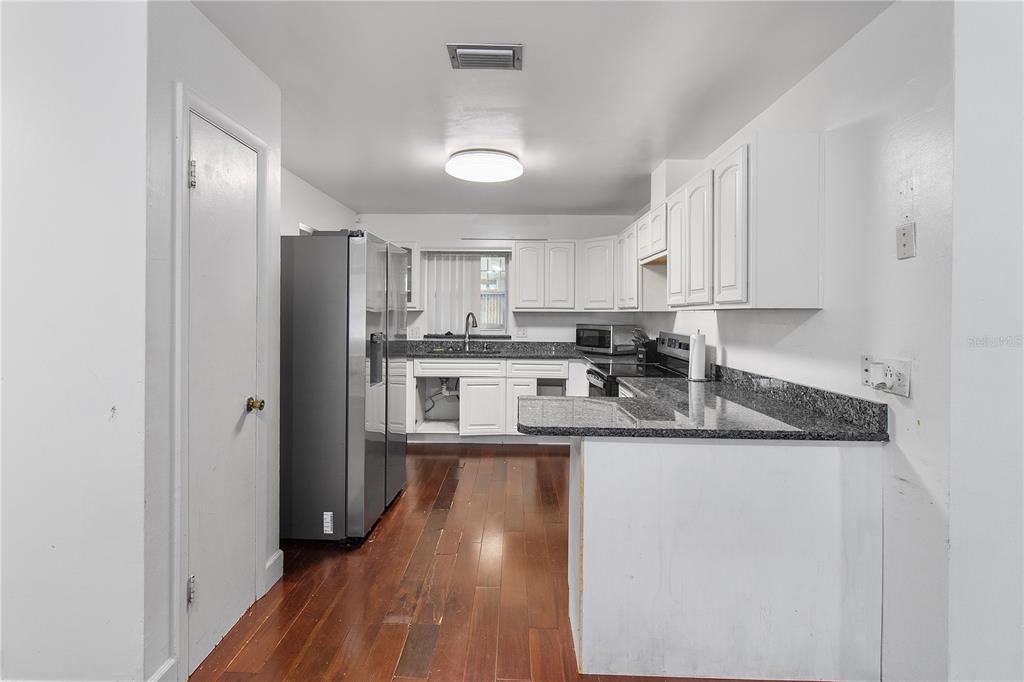 1700 NEEDLEWOOD LANE gallery image #4