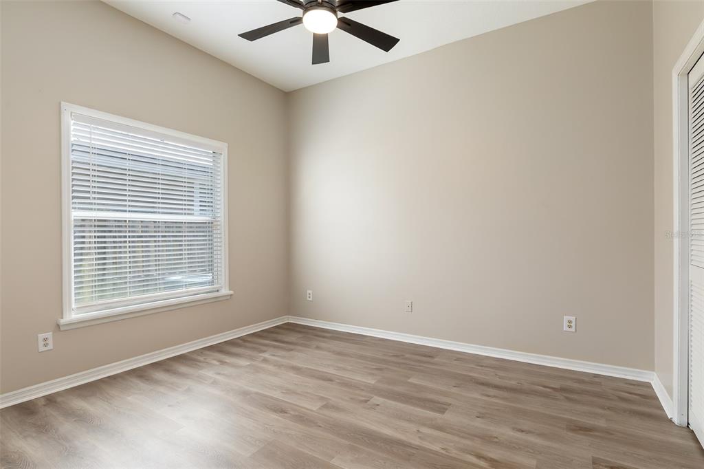 1058 ALMOND TREE CIRCLE gallery image #26