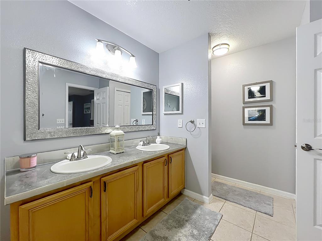 8307 LAINIE LANE gallery image #13