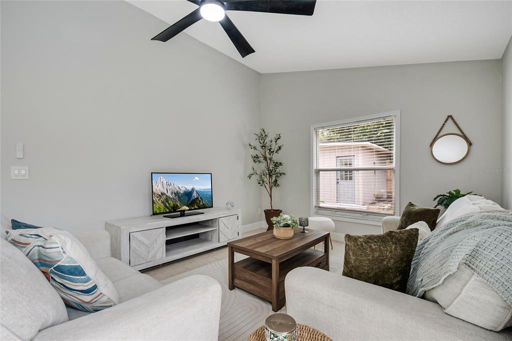 4040 EAGLE FEATHER DRIVE gallery image #13