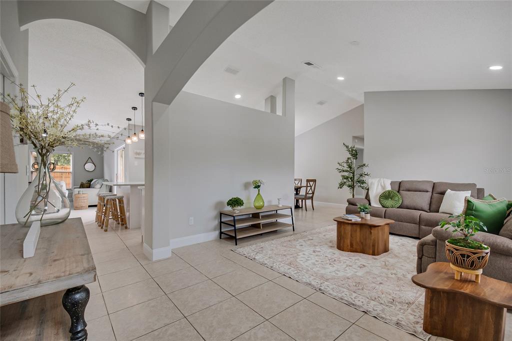 4040 EAGLE FEATHER DRIVE gallery image #15