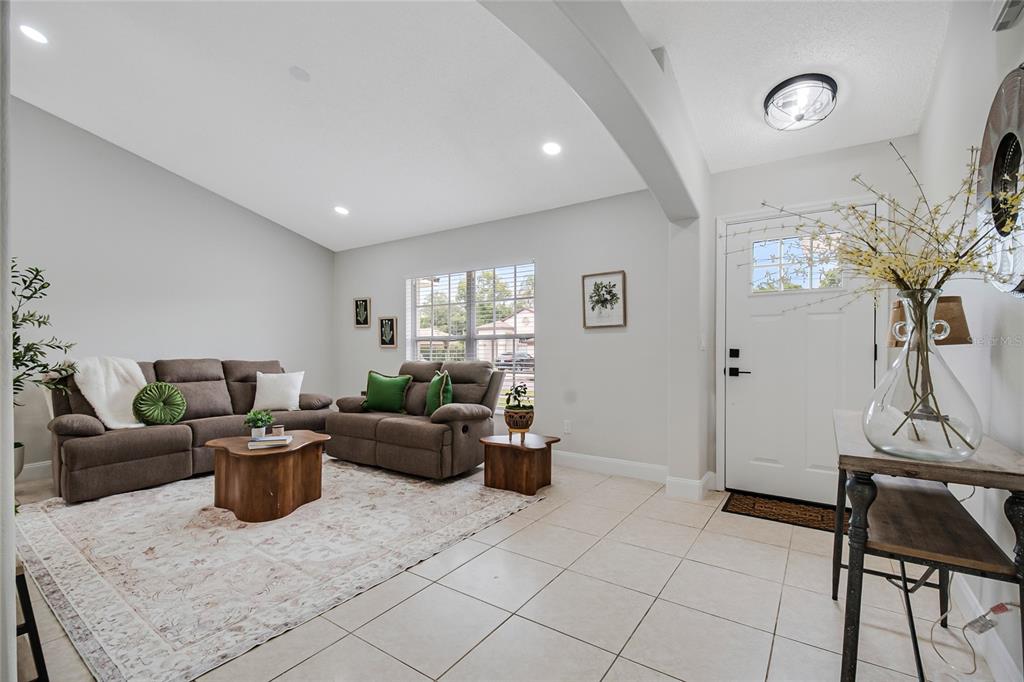 4040 EAGLE FEATHER DRIVE gallery image #18
