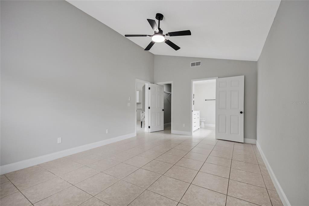 4040 EAGLE FEATHER DRIVE gallery image #25