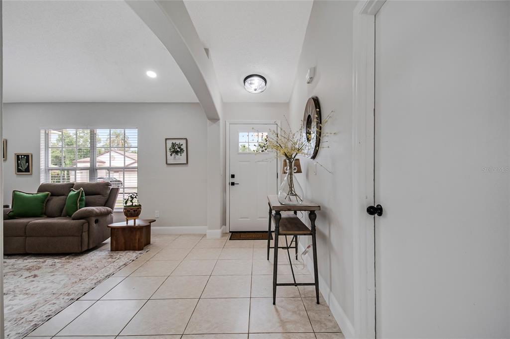 4040 EAGLE FEATHER DRIVE gallery image #5