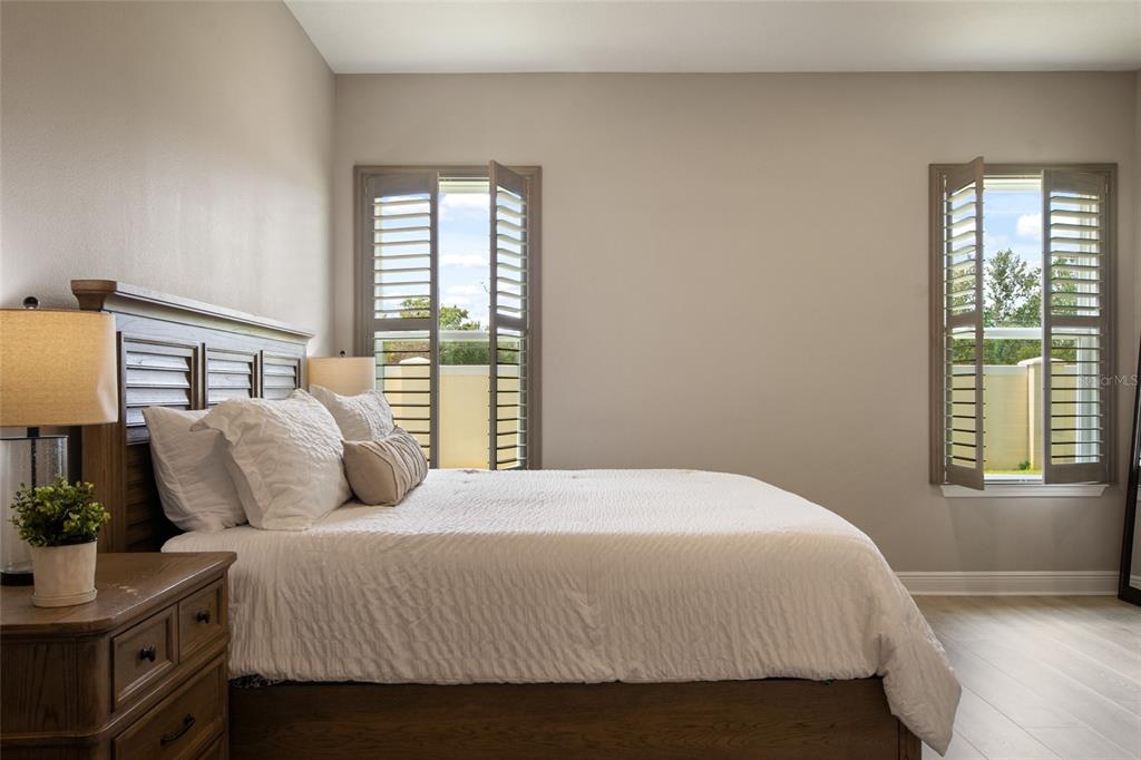 19358 BANFIELD PLACE gallery image #33