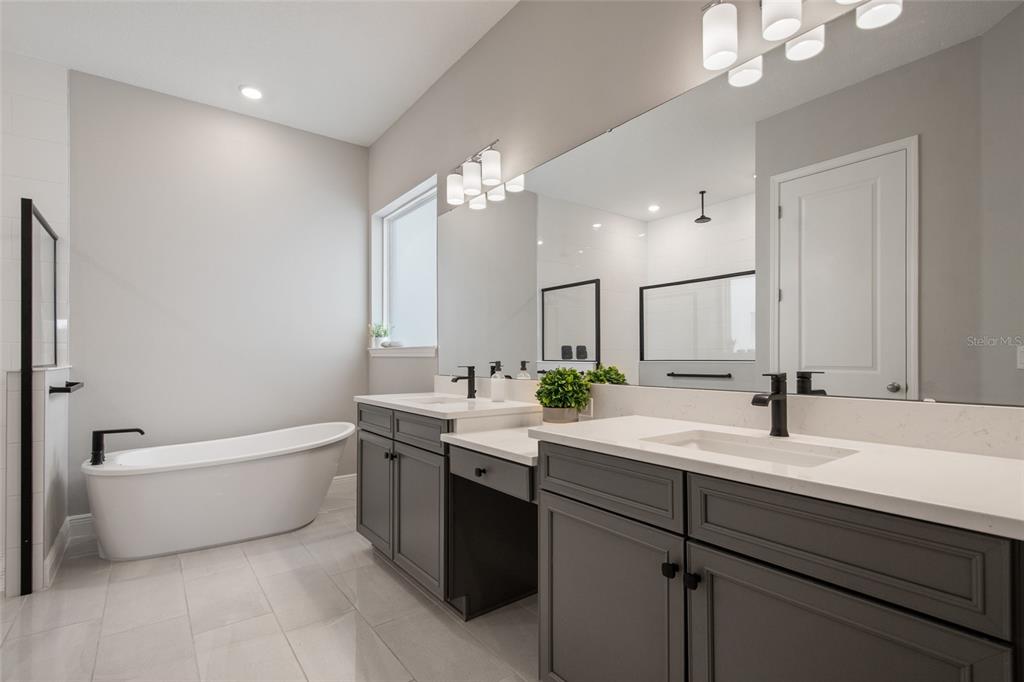 19358 BANFIELD PLACE gallery image #38
