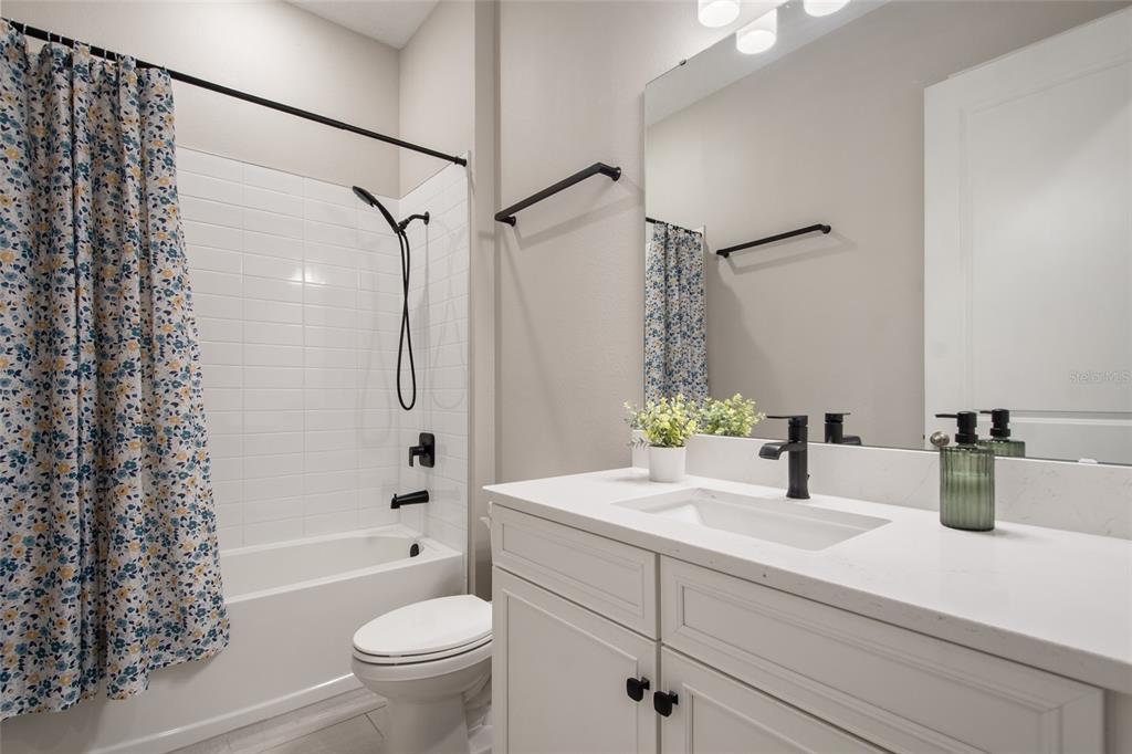 19358 BANFIELD PLACE gallery image #43