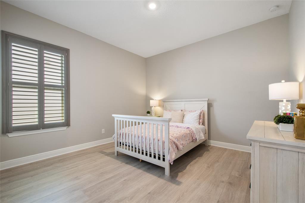 19358 BANFIELD PLACE gallery image #44