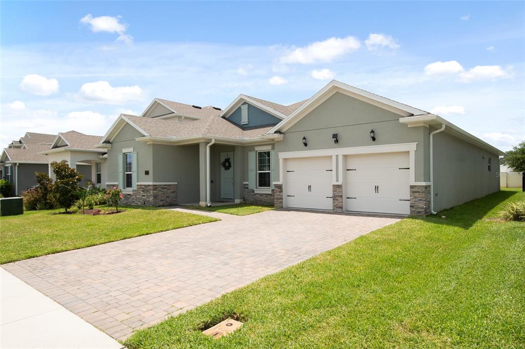 19358 BANFIELD PLACE gallery image #67