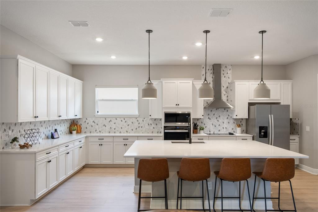 19358 BANFIELD PLACE gallery image #7