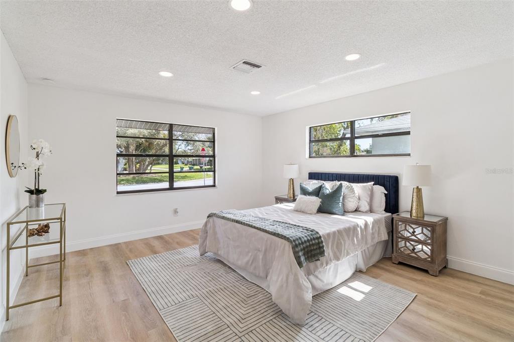381 E RIVIERA BOULEVARD gallery image #12
