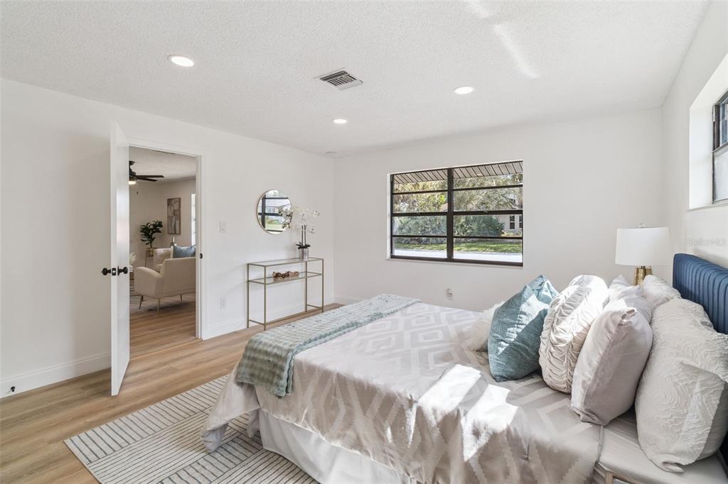 381 E RIVIERA BOULEVARD gallery image #13