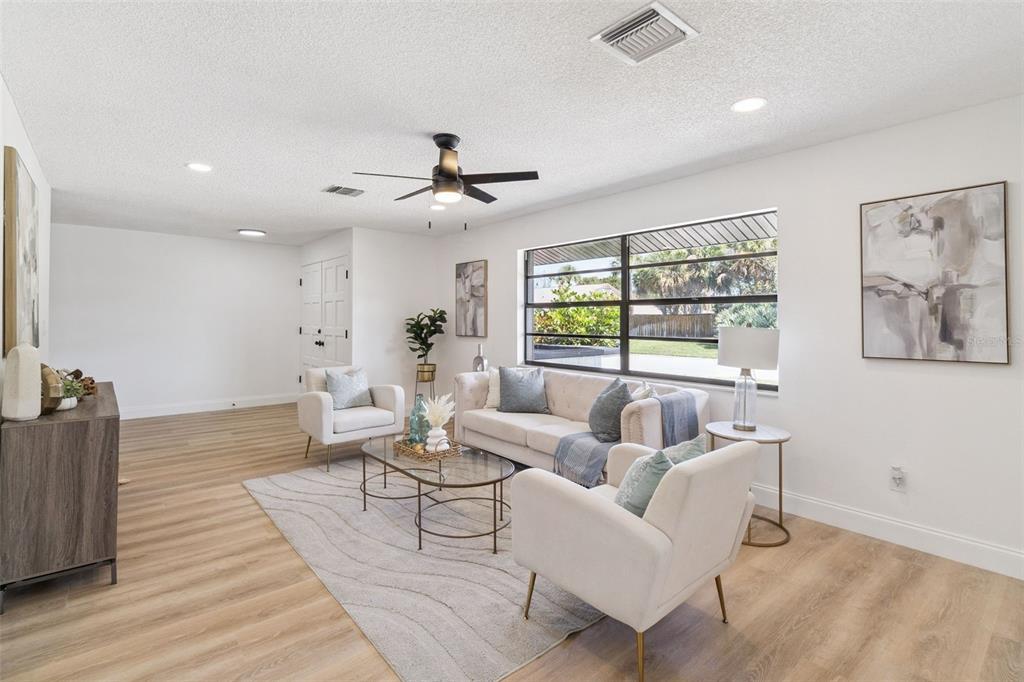 381 E RIVIERA BOULEVARD gallery image #3