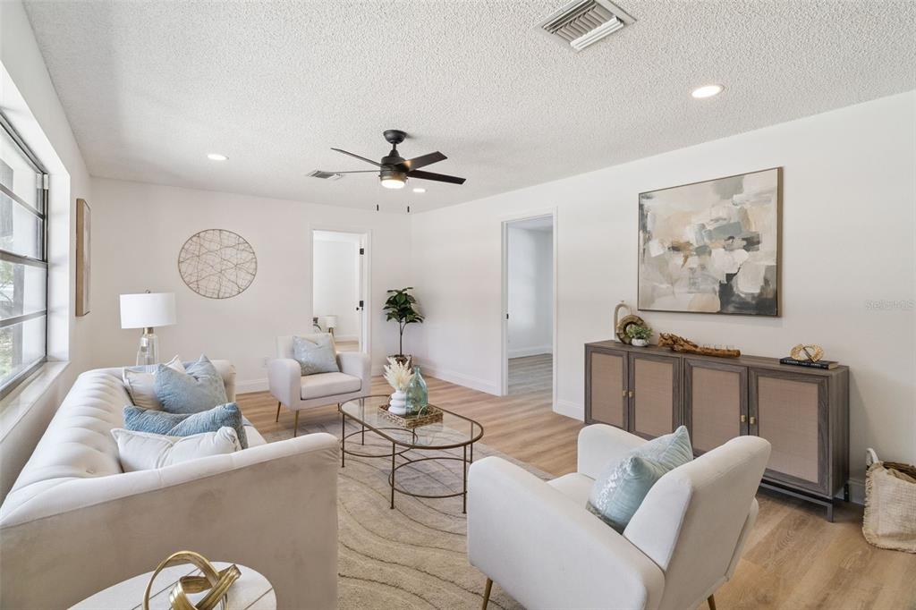 381 E RIVIERA BOULEVARD gallery image #5