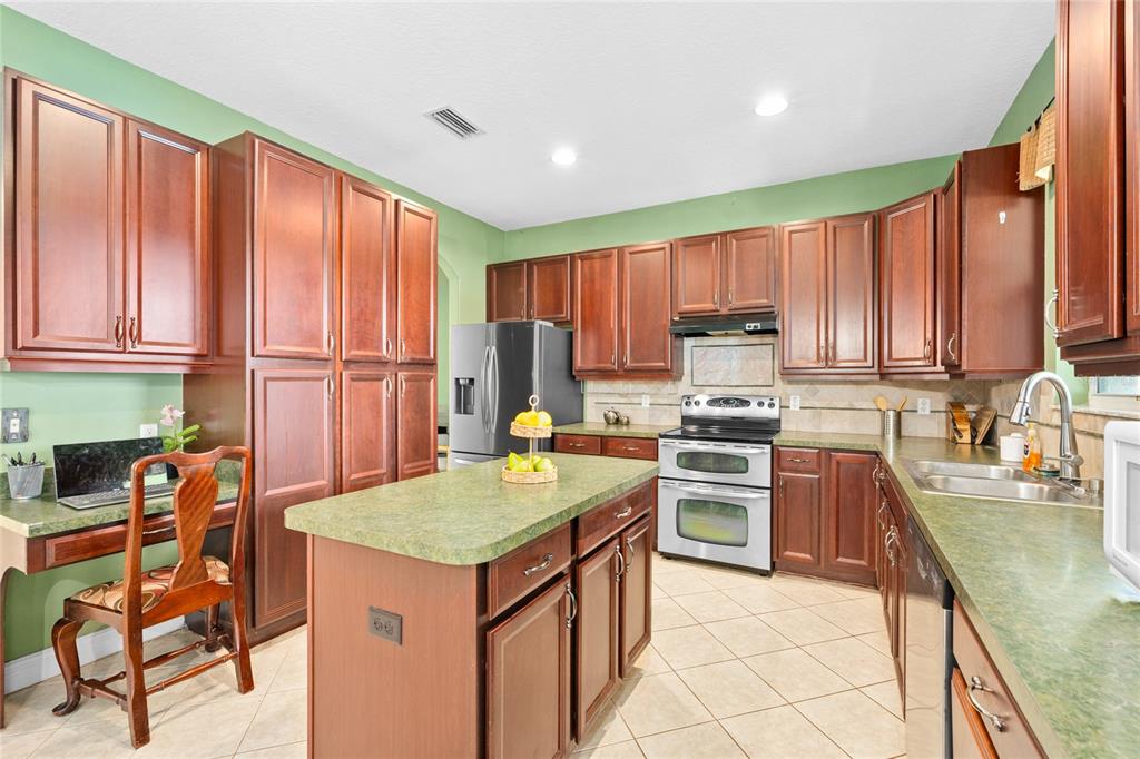 4930 ATWOOD DRIVE gallery image #10