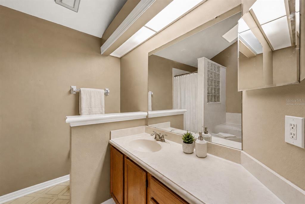 3837 HOLSTON WAY gallery image #15