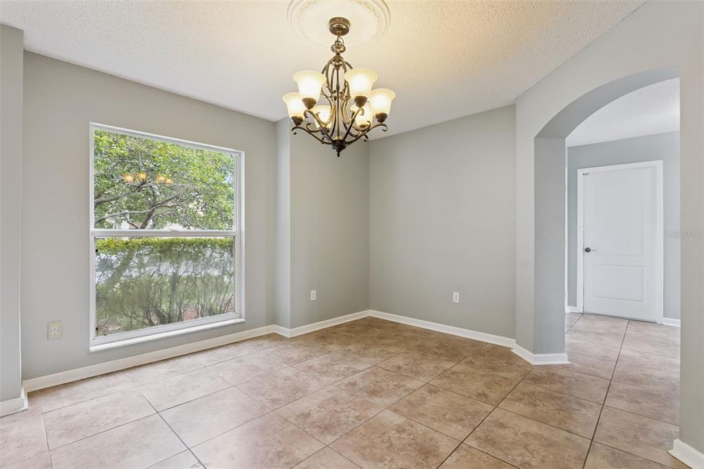 1025 OCEANBREEZE COURT gallery image #12