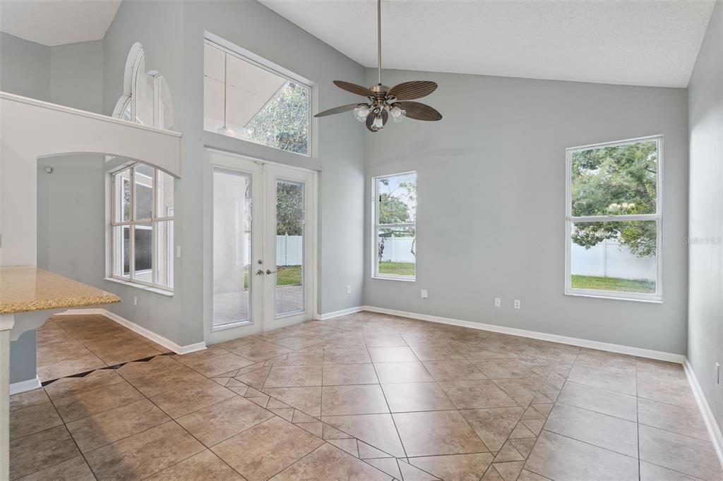 1025 OCEANBREEZE COURT gallery image #18