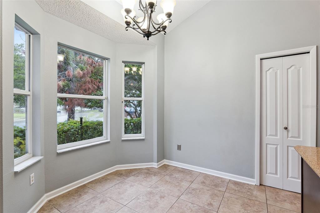 1025 OCEANBREEZE COURT gallery image #19
