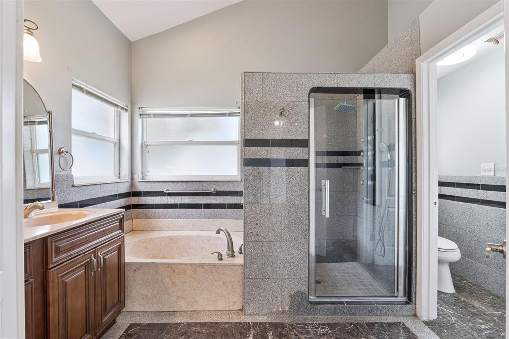 1025 OCEANBREEZE COURT gallery image #24