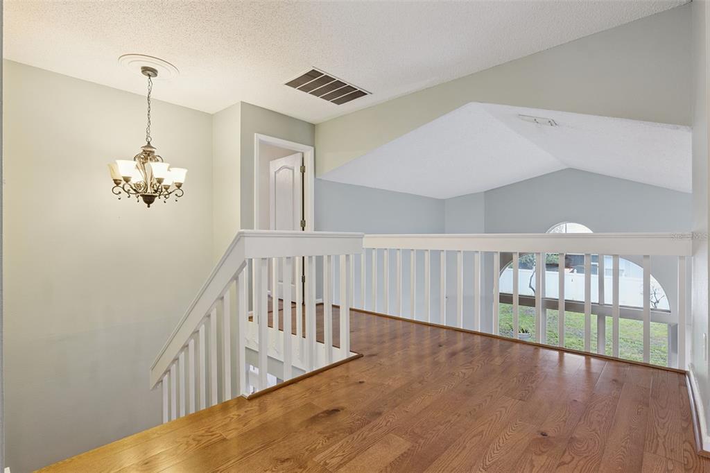 1025 OCEANBREEZE COURT gallery image #28