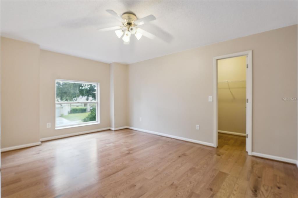 1025 OCEANBREEZE COURT gallery image #37