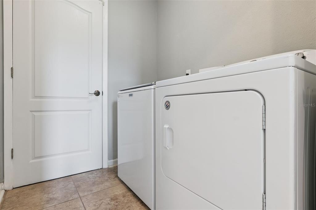 1025 OCEANBREEZE COURT gallery image #39